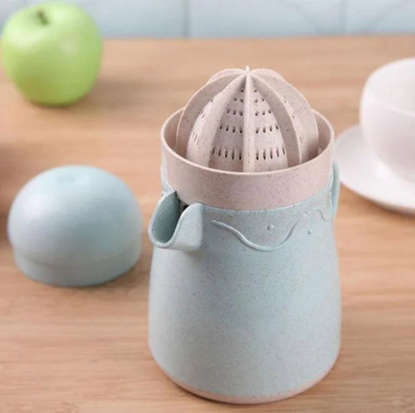 Wheat Straw Penguin Juicer